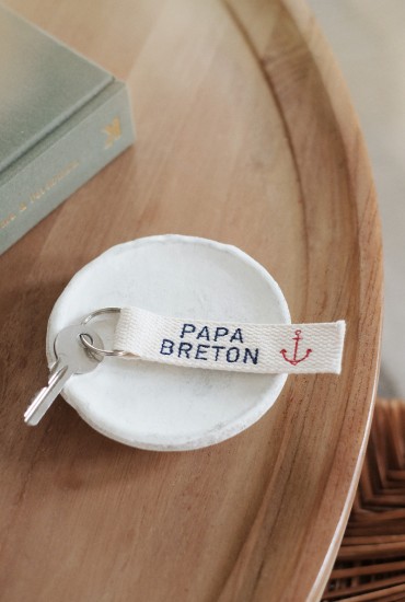 Porte-clés à message brodé Papa breton