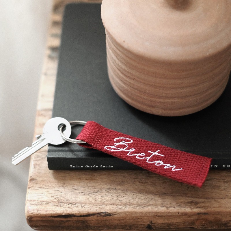 Porte-clés à message brodé Breton