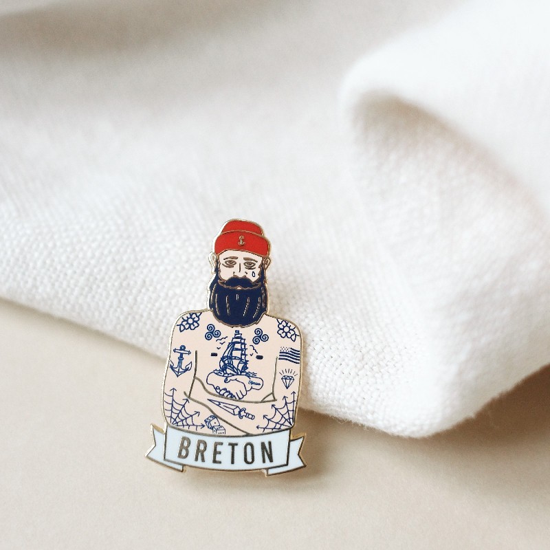 Pin's Born to be breton