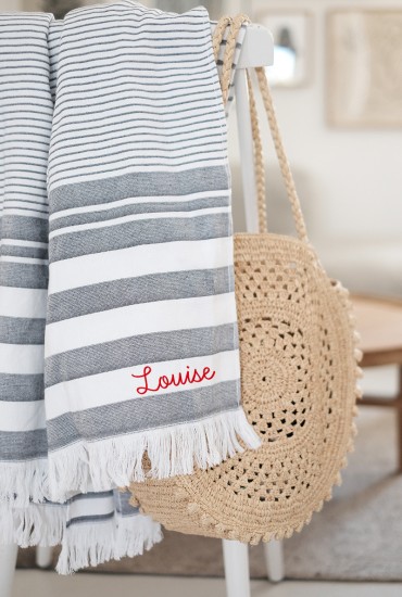 Fouta de plage brodée...