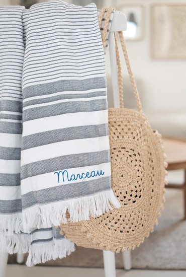 Fouta de plage brodée Manuscrite - Personnalisable