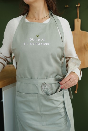 Tablier brodé Du love et du...