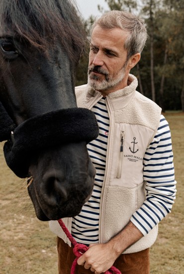 Veste Sherpa sans manche...