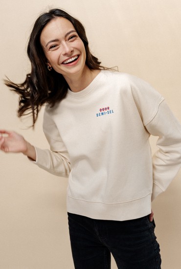 Sweat femme brodé Doux...