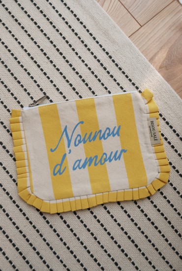 Pochette à volant rayée...