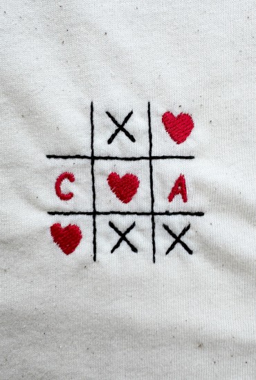 T-shirt femme brodé Jeu...