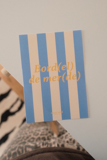 Carte postale rayée...