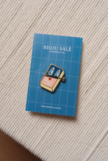 Pin's Boite de sardine