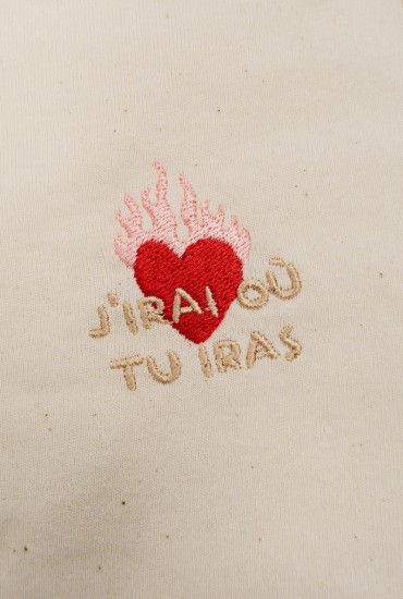 Sweat femme brodé Amour...