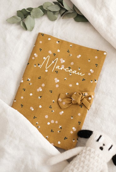 Protège carnet de santé motif Camel - Personnalisable